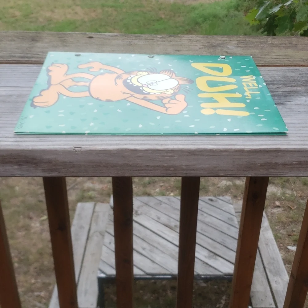 Vintage Folder Garfield the cat Well Duh!